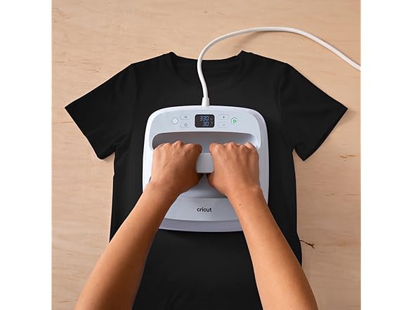 Cricut Everyday Iron On - Rose Gold, 2ft Roll (12"x24") - HTV Heat Transfer Vinyl for Shirts, Apparel, Hats & More - Compatible with Maker & Explore Machines