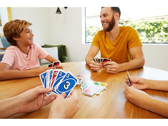 Mattel Games UNO Color & Number Matching Card Game for 2-10 Players Ages 7Y+